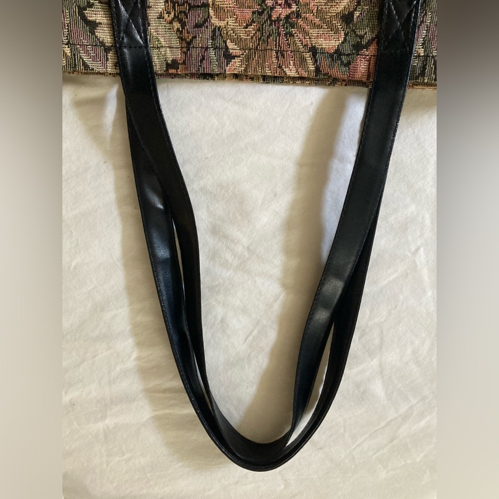 Vintage Floral Tapestry Tote - Picture 12 of 14